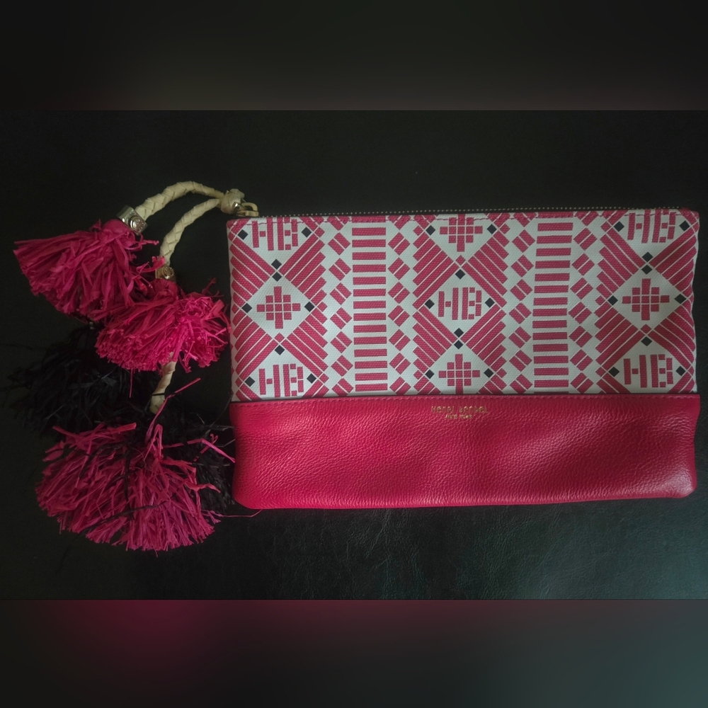 Henri Bendel Pink Geometric Clutch - Picture 2 of 8